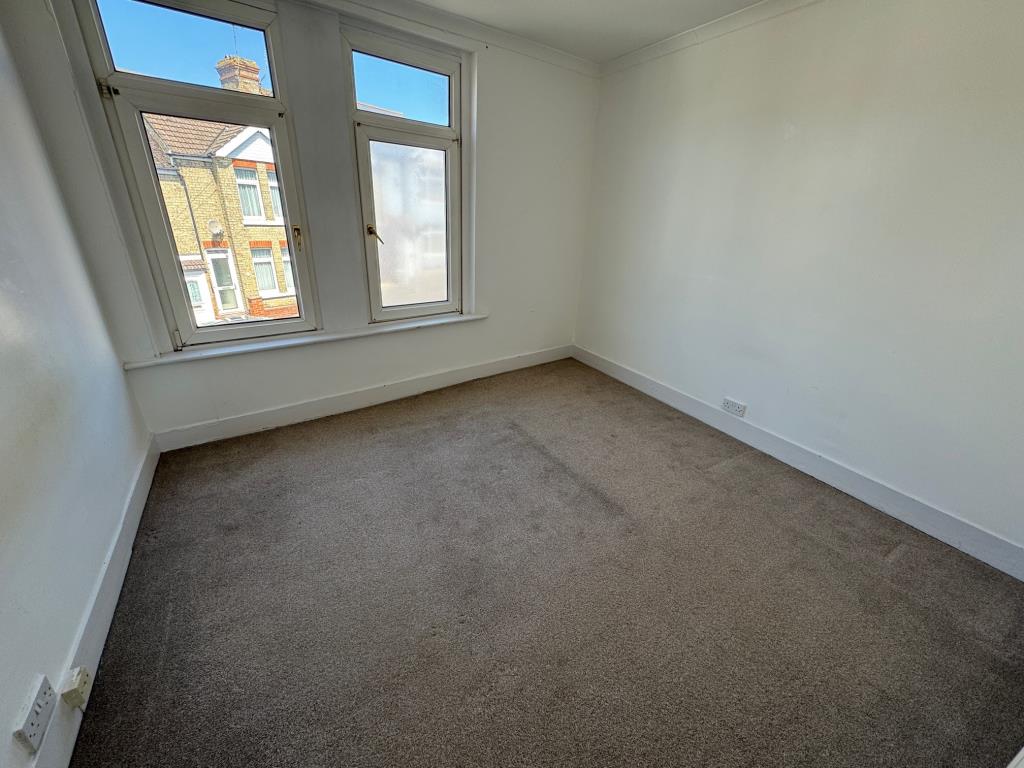 Lot: 16 - TWO-BEDROOM TERRACE HOUSE - Bedroom 1